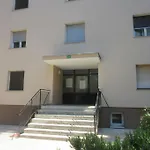 Apartman Ira - Prelijep Stan + Besplatni Parking