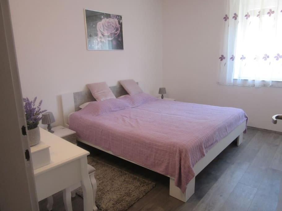 Appartement Ira - Prelijep Stan + Besplatni Parking